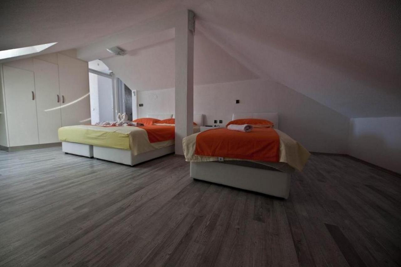 Rooms Aladino Trogir Rum bild