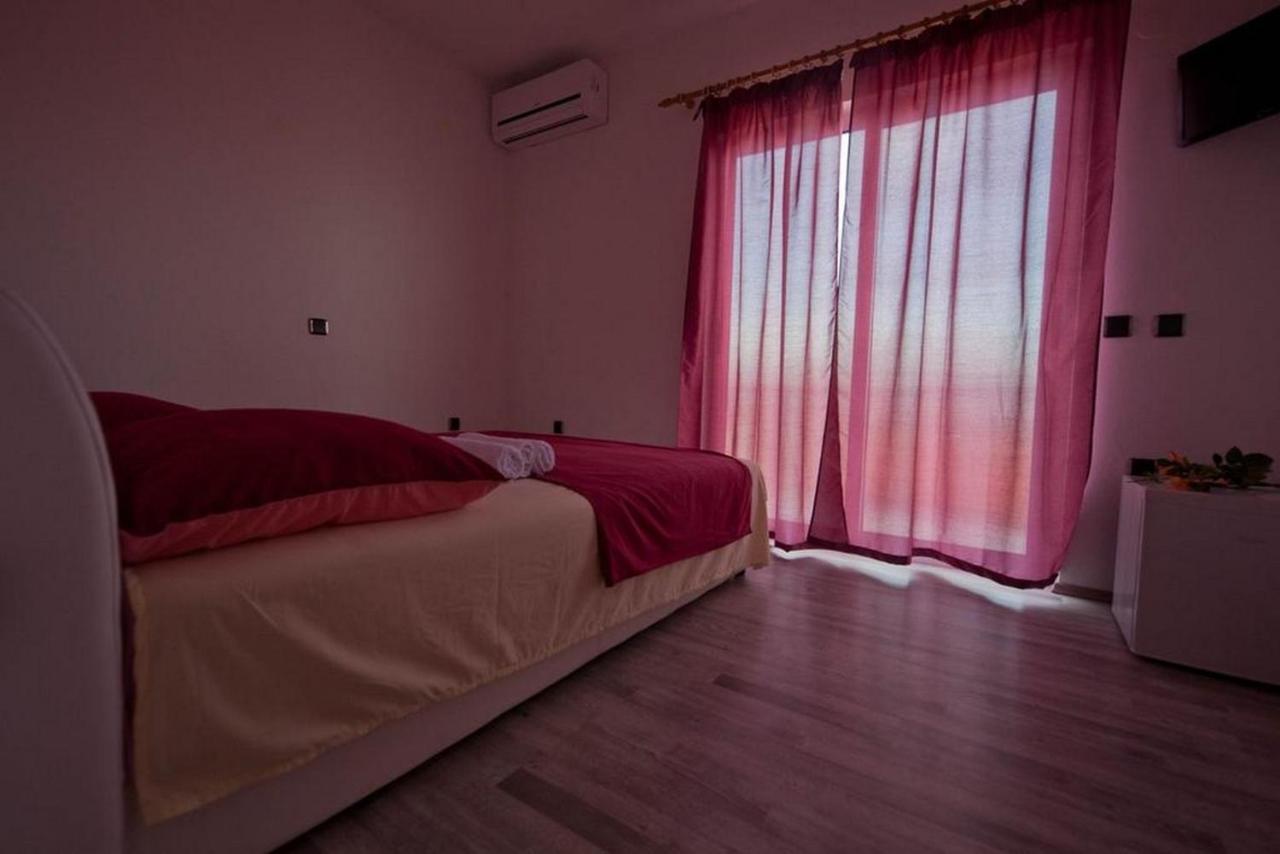 Rooms Aladino Trogir Rum bild