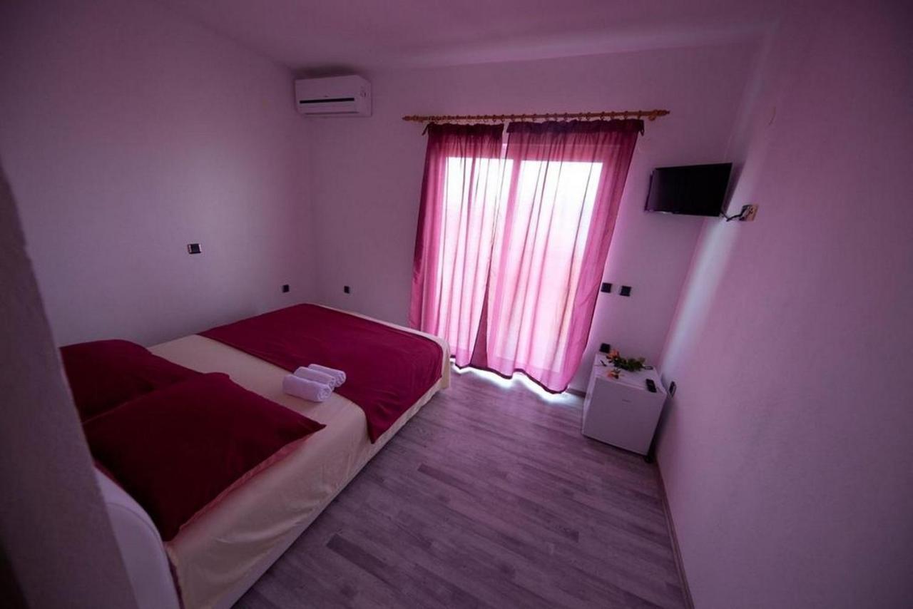 Rooms Aladino Trogir Exteriör bild
